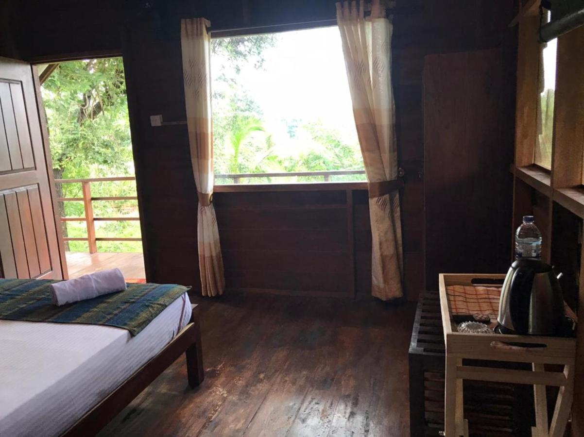 Chena Huts Eco Resort 시기리야 외부 사진