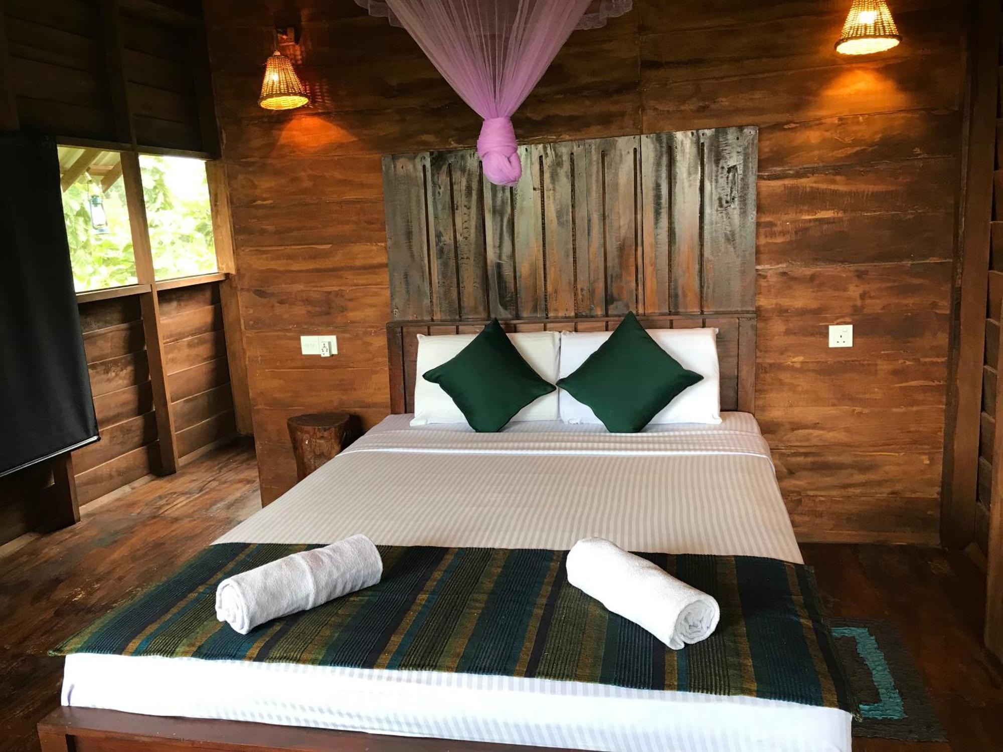 Chena Huts Eco Resort 시기리야 외부 사진